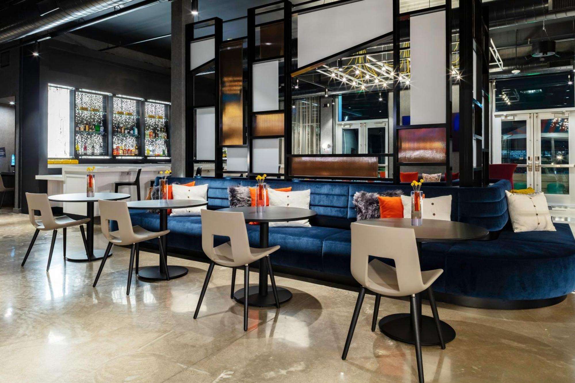 Aloft Dallas Arlington South Exterior foto